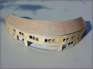 Modell 4.1 az utcasarok fel�l